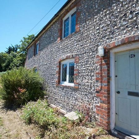 Wish Cottage Ratton 外观 照片