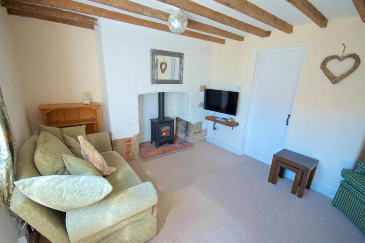 Wish Cottage Ratton 外观 照片
