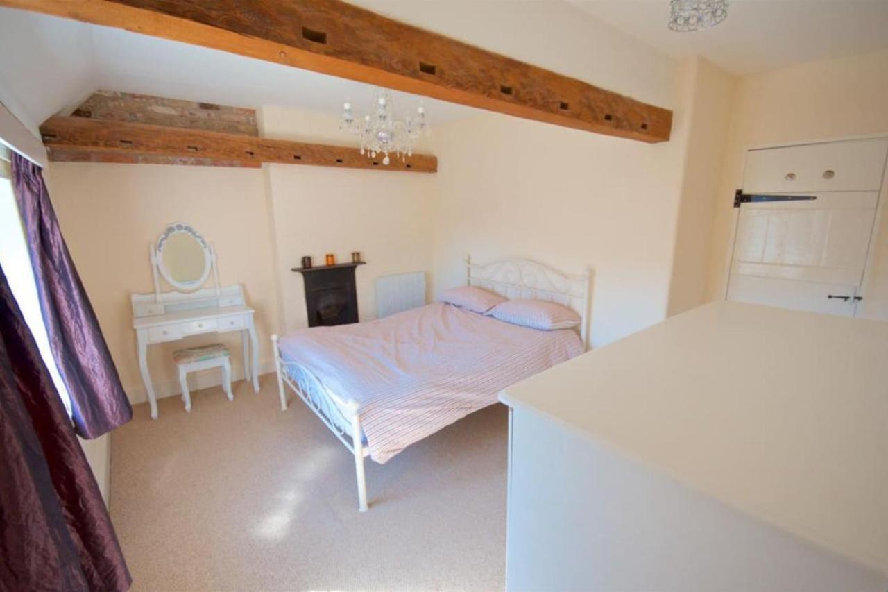 Wish Cottage Ratton 外观 照片