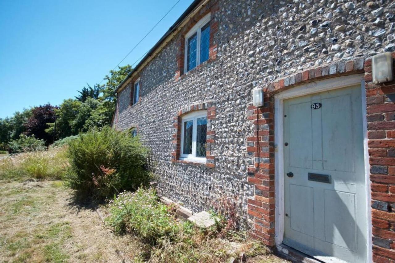 Wish Cottage Ratton 外观 照片